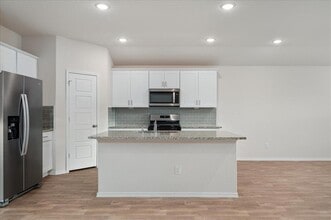 379 Wayne Wy in New Braunfels, TX - Building Photo - Building Photo