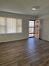 805 W 39 St N in Independence, MO - Building Photo - Building Photo