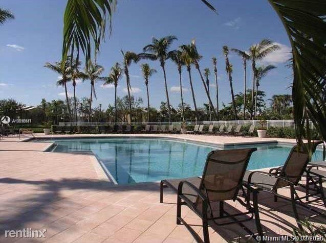721 Lyons Rd-Unit -15203 in Coconut Creek, FL - Foto de edificio