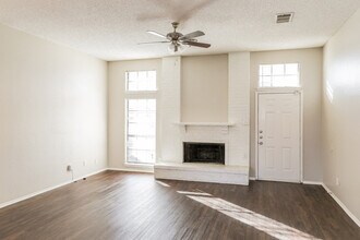 410 Wellington Dr in Mesquite, TX - Building Photo - Building Photo