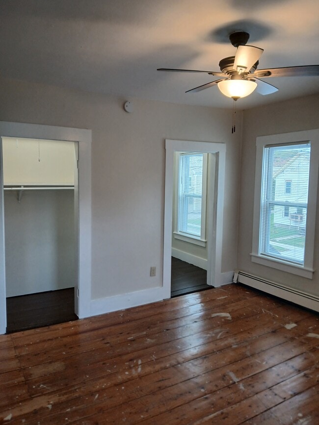 112 Library Ave, Unit Apt 2 in Rutland, VT - Building Photo - Building Photo