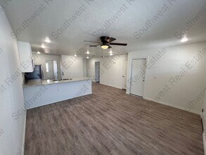 2121 Bobwhite Ct in Clovis, NM - Building Photo - Building Photo