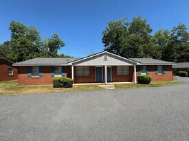 4150 Ayers Rd in Macon, GA - Building Photo