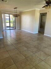 1827 SE Santa Barbara Pl in Cape Coral, FL - Building Photo - Building Photo