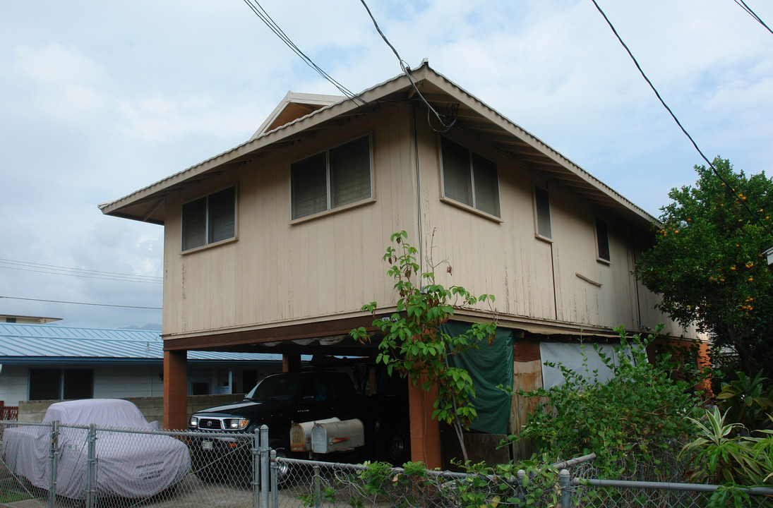 1737 B Fern St in Honolulu, HI - Building Photo