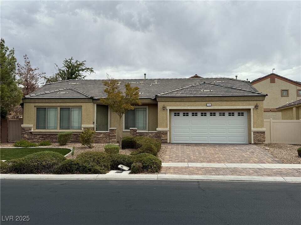 5516 Greenley Gardens St in North Las Vegas, NV - Building Photo