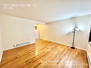 7011 Mary Ave NW in Seattle, WA - Building Photo - Building Photo