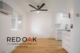 1800 W Glencrest Ave, Unit 3 in Anaheim, CA - Foto de edificio - Building Photo