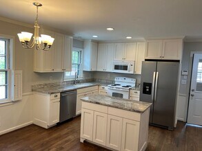 21 Seabury Dr in Greenville, SC - Building Photo - Building Photo