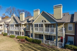 330 NE Mcgill Pl in Atlanta, GA - Building Photo