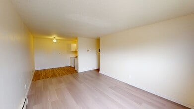 9515-9100 100 Ave. in Grande Prairie, AB - Building Photo - Building Photo