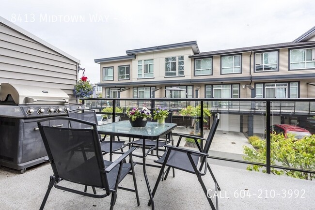 8413 Midtown Wy in Chilliwack, BC - Building Photo - Building Photo