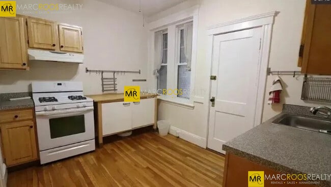 property at 184 Saint Paul St