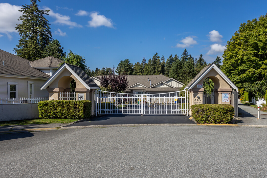 20633-20655 88 Av in Langley, BC - Building Photo