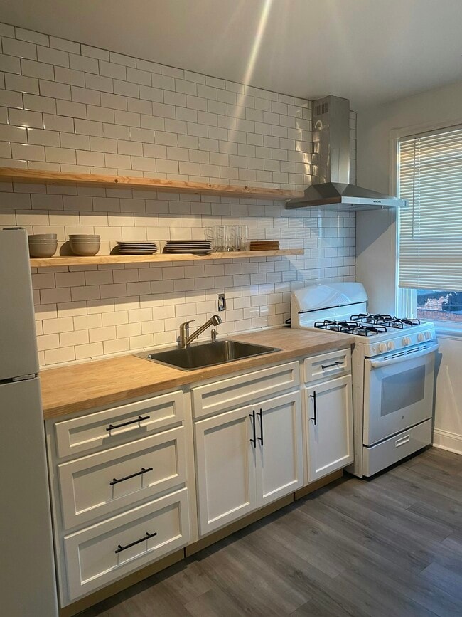 property at 1543 Northwick Rd