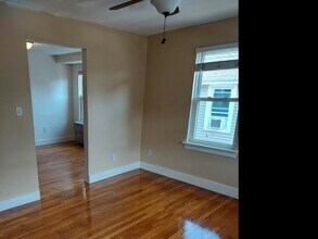 4 Gordon St in Quincy, MA - Building Photo - Building Photo