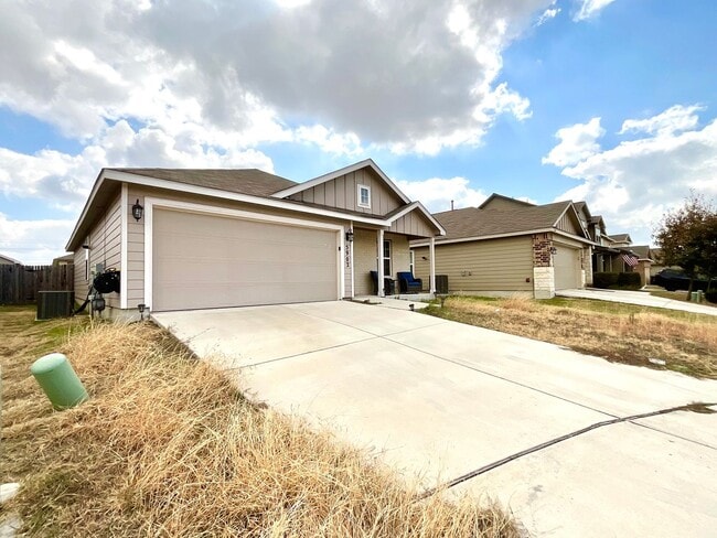 5902 Larkspur Valley in San Antonio, TX - Building Photo - Building Photo