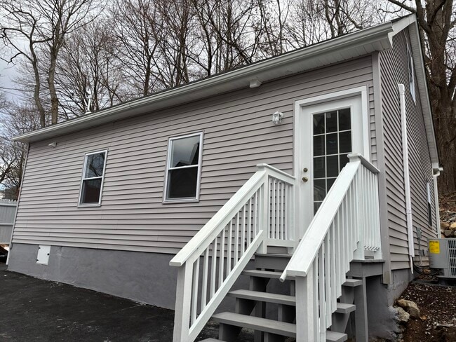 25 Beech St in Waterbury, CT - Building Photo - Building Photo