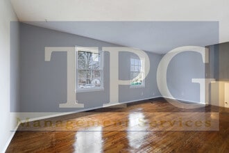 9226 Oakland Ave in Kansas City, MO - Building Photo - Building Photo