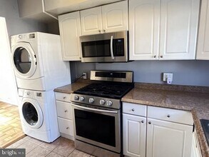 1634 Ripon Pl in Alexandria, VA - Building Photo - Building Photo