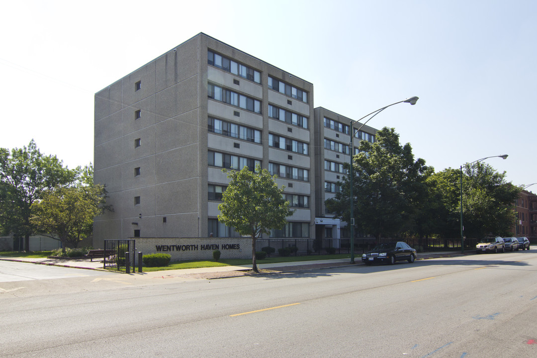 Wentworth Haven Homes in Chicago, IL - Building Photo