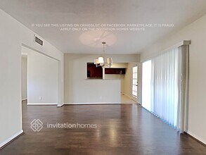 21717 Bryant St in Los Angeles, CA - Building Photo - Building Photo