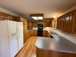 1827 S 24th St in Rogers, AR - Building Photo - Building Photo