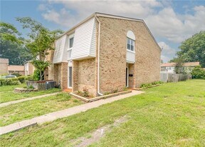 6400 Dillard Pl in Virginia Beach, VA - Building Photo