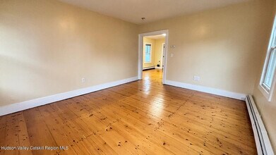 30 8th St in Hudson, NY - Building Photo - Building Photo