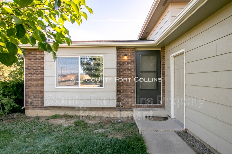 774 S Edinburgh Dr in Loveland, CO - Building Photo