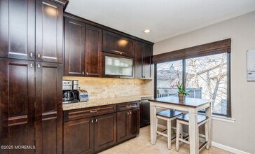 3 Oxford Ln in Middletown, NJ - Building Photo - Building Photo