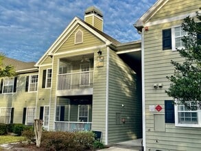 31010 Paradise Cmns in Fernandina Beach, FL - Building Photo - Building Photo