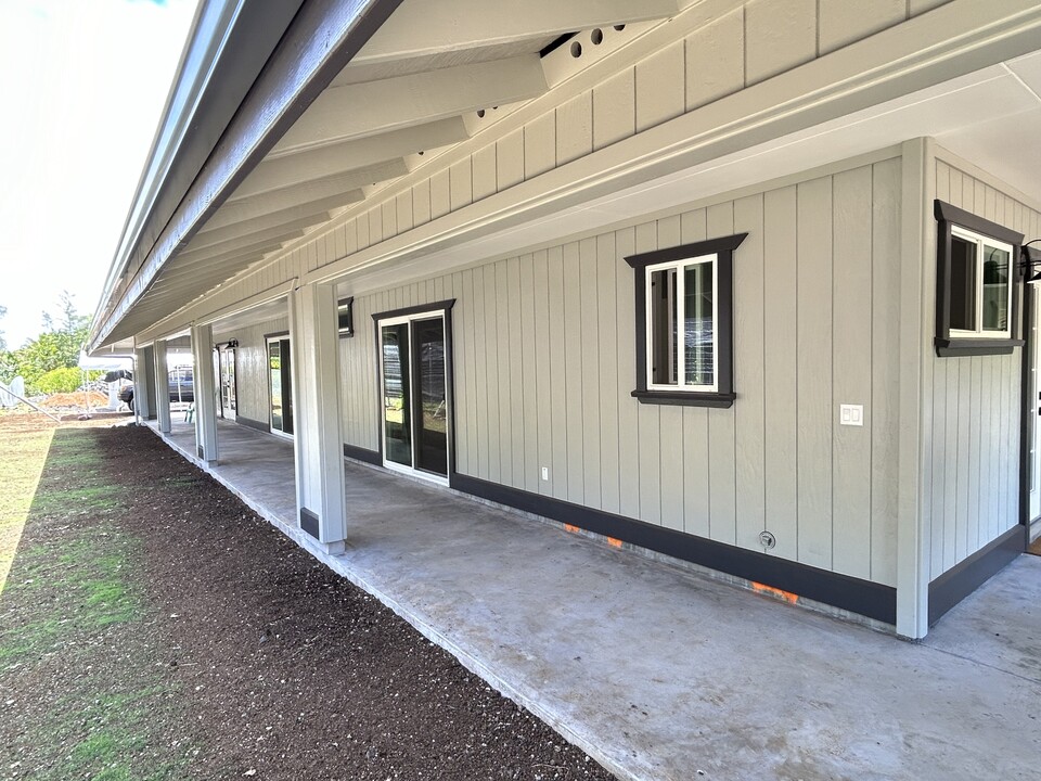 15-1087-1087 Ama U Rd in Keaau, HI - Building Photo