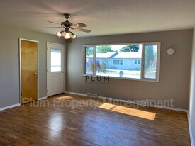 2318 S 10th St W in Missoula, MT - Building Photo