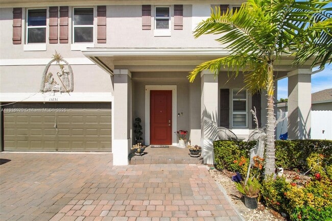 13251 SW 274th Terrace in Naranja, FL - Building Photo - Building Photo