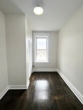 2512 S Trumbull Ave in Chicago, IL - Building Photo - Building Photo
