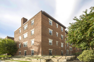 706 Brandywine St SE Apartamentos