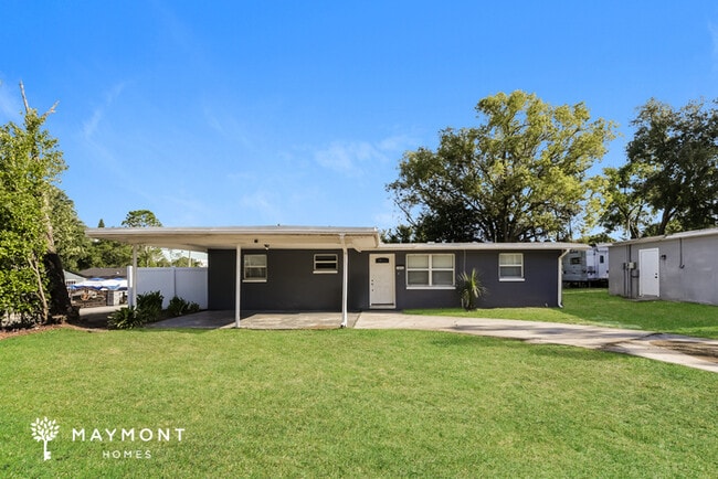 property at 3002 E Yukon St