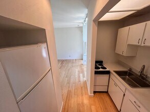 154-156A Carlotta Cir in Strawberry, CA - Building Photo - Building Photo