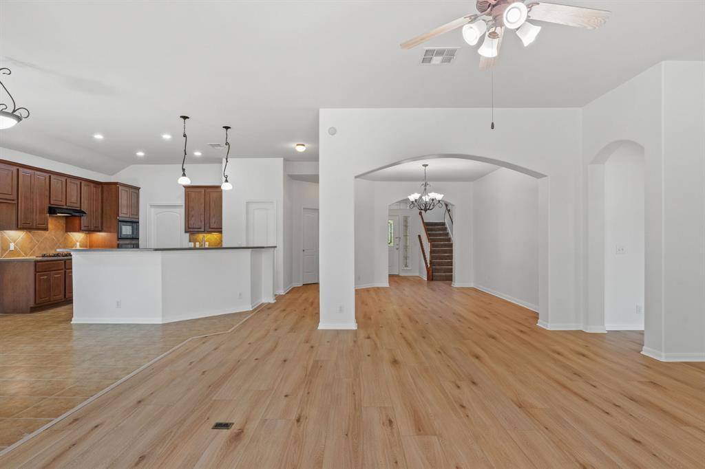 209 Canterbury Dr in Austin, TX - Building Photo