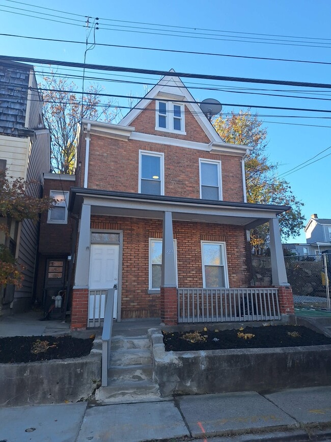property at 822 McLain St