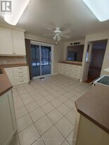 4918 Leitrim Rd in Ottawa, ON - Building Photo