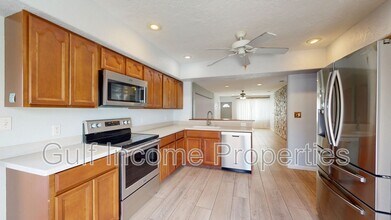 406 47th St NW in Bradenton, FL - Building Photo - Building Photo
