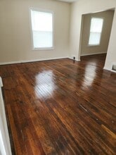 1409 8th St NW in Canton, OH - Foto de edificio - Building Photo