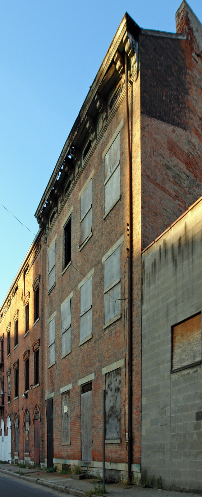 1509 Pleasant St in Cincinnati, OH - Building Photo - Building Photo