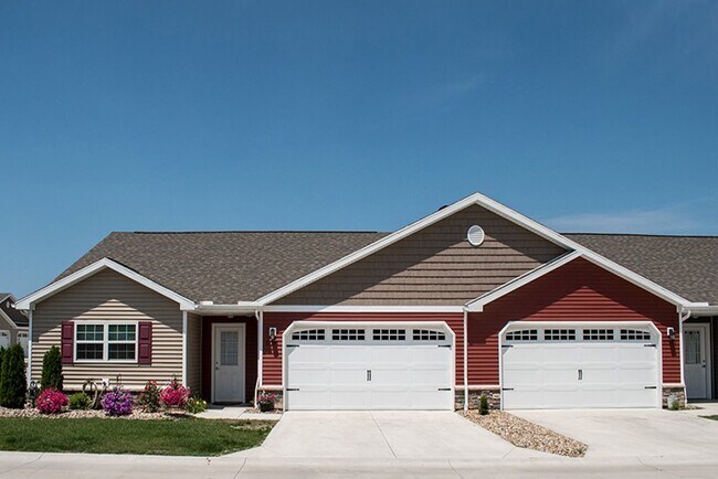 Redwood North Ridgeville Meadow Lakes Blvd photo'