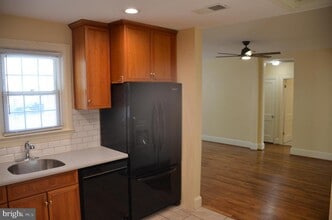 6912 Mackson Dr in Temple Hills, MD - Foto de edificio - Building Photo