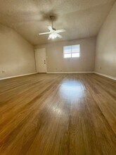 204-206-206 Romana Cir in Hewitt, TX - Building Photo - Building Photo