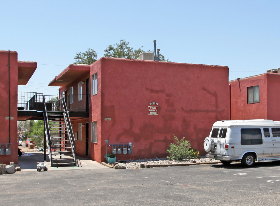 231 Tennessee St NE in Albuquerque, NM - Building Photo