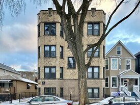 1913 W Larchmont Ave, Unit A05W in Chicago, IL - Building Photo